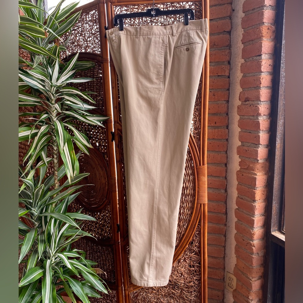 Faconnable Tan Chinos Classic 100% Cotton Pants. Size 36 Excellent Condition!